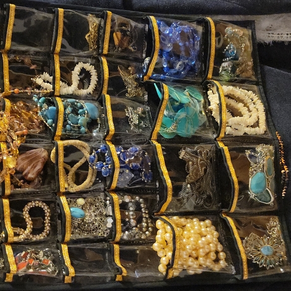 Jewelry - Picture 2 of 2